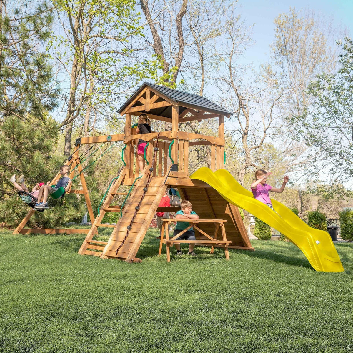 Backyard Discovery Endeavor II Swing Set