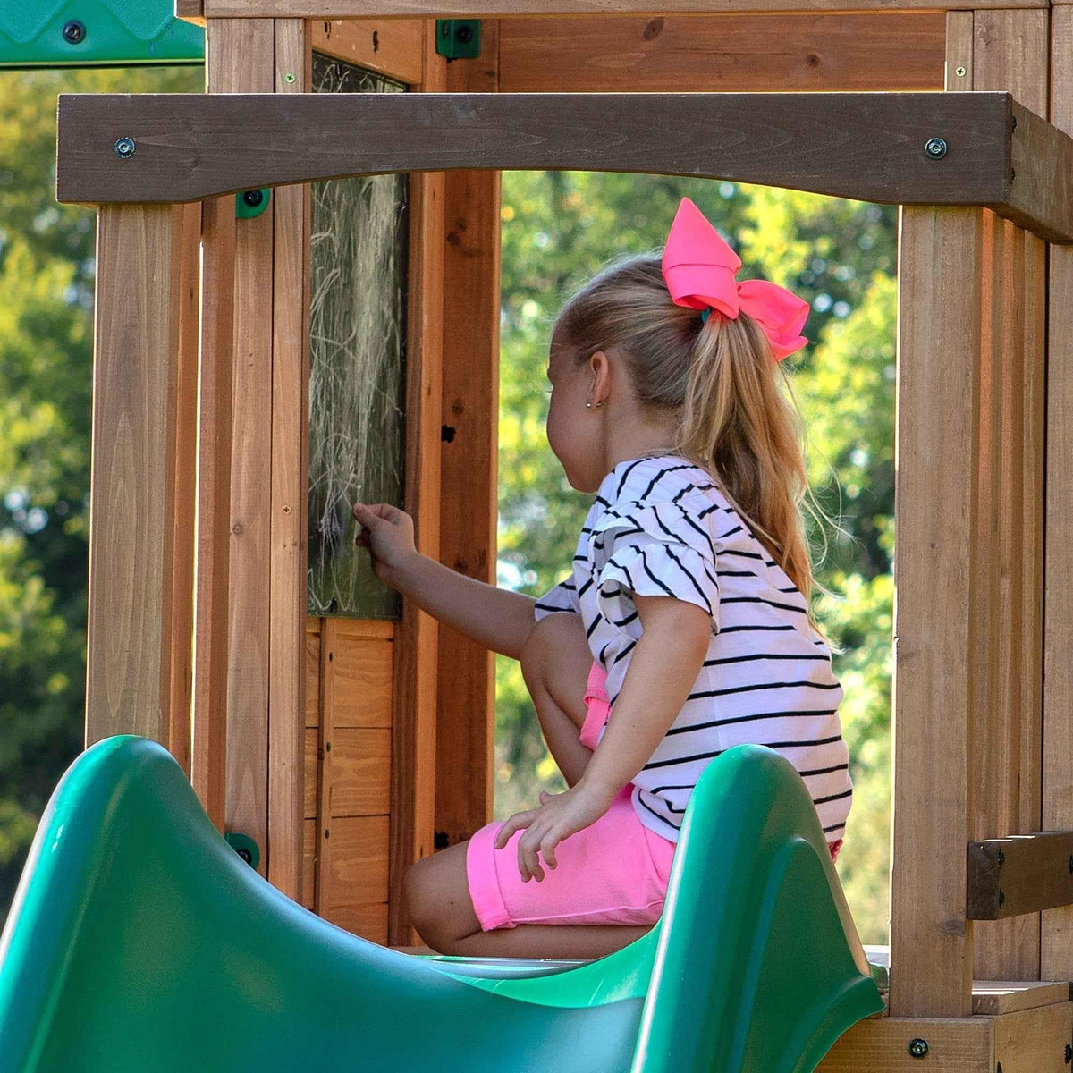 Backyard Discovery Bristol Point Swing Set.