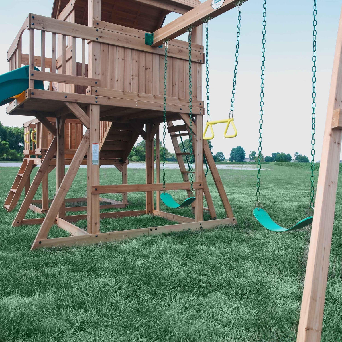 Backyard Discovery Malibu Swing Set.