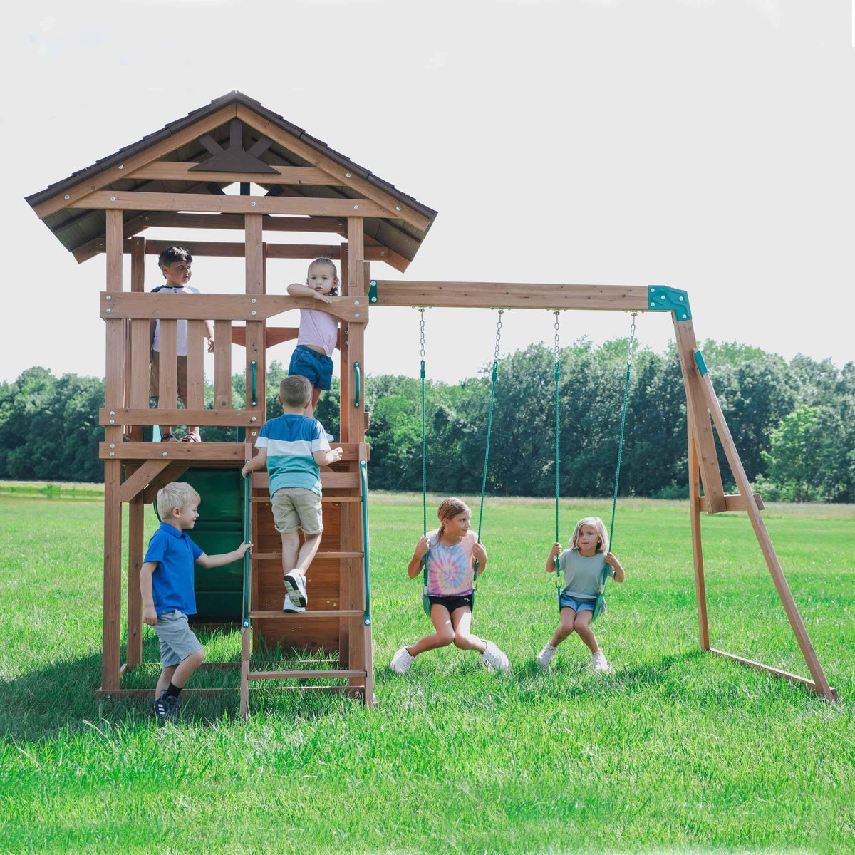 Backyard Discovery Lightning Ridge Swing Set.