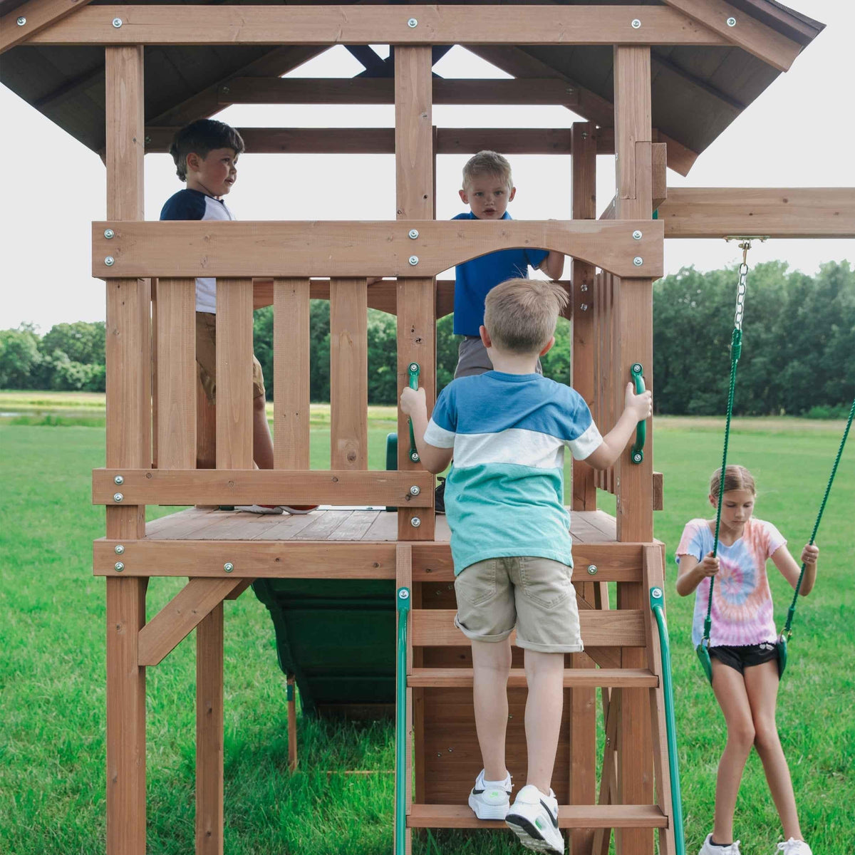 Backyard Discovery Lightning Ridge Swing Set.